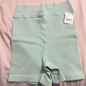 Free People Movement Free Throw Shorts in Turquoise Mint Size Small.